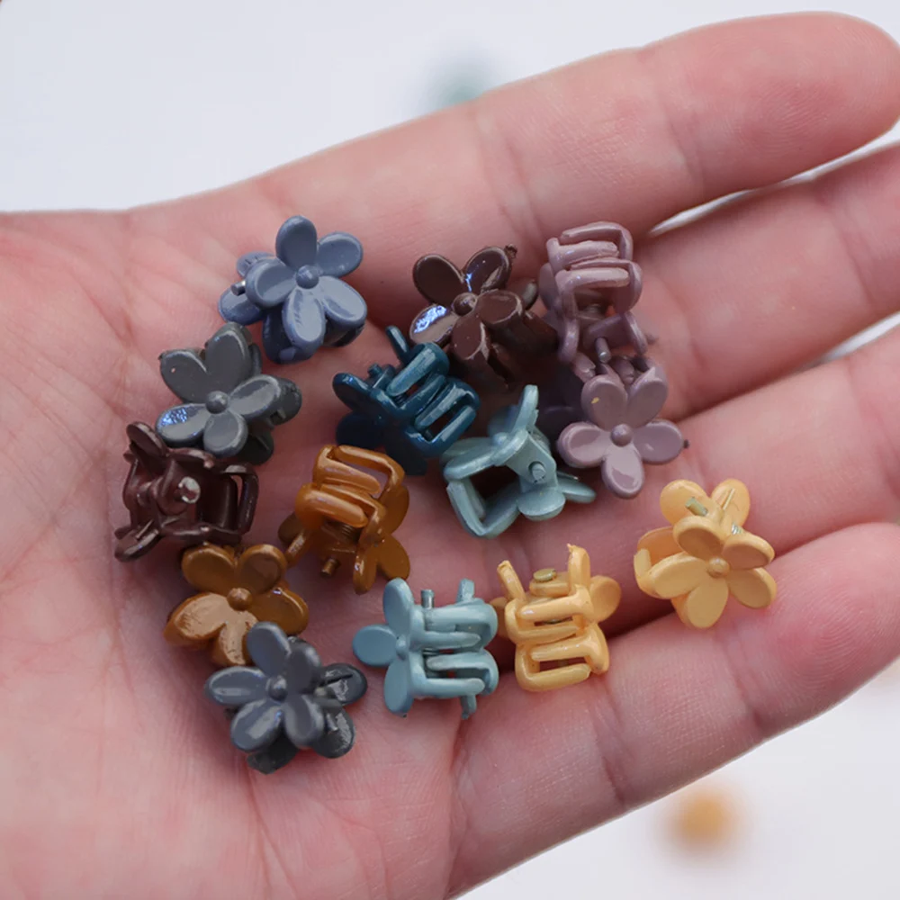 40 Pcs Colorful Mini Flower Hair Clips Claw Barrettes Mixed Color Mini Jaw Clip Cute Hairpin Hair Accessories For Women Girls
40 Pcs Colorful Mini Flower Hair Clips Claw Barrettes Mixed Color Mini Jaw Clip Cute Hairpin Hair Accessories For Women Girls