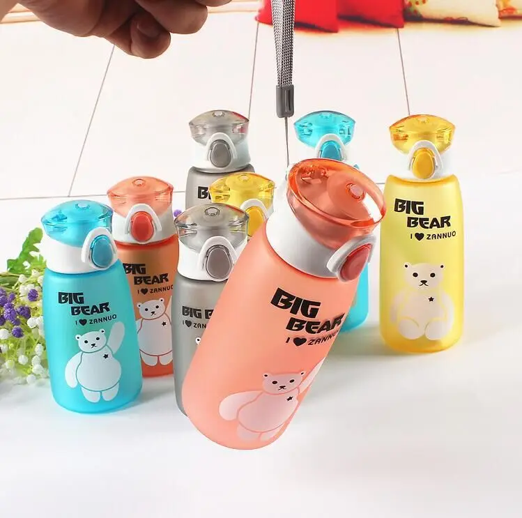 500ml Cartoon Cute Kids Water Bottle with Straw Portable Outdoor Sports Adult Frosted Plastic Cup Lock Buckle Leakproof Kettle
500ml Cartoon Cute Kids Water Bottle with Straw Portable Outdoor Sports Adult Frosted Plastic Cup Lock Buckle Leakproof Kettle