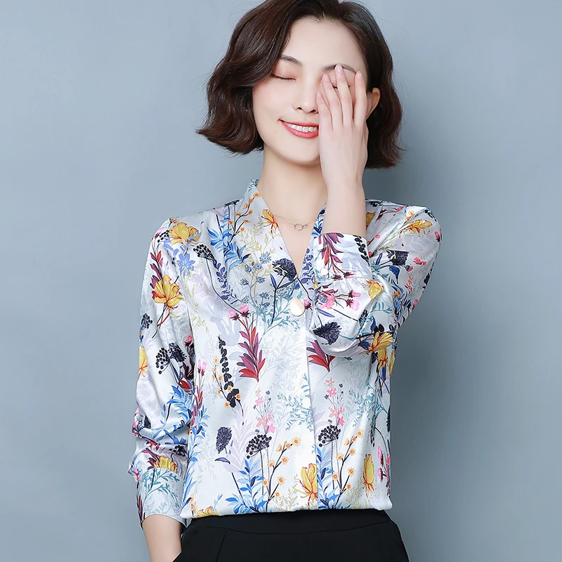 Spring Korean Fashion Silk Women Blouses Satin Print Womens Tops and Blouses Office Lady Long Sleeve Women Shirts
Spring Korean Fashion Silk Women Blouses Satin Print Womens Tops and Blouses Office Lady Long Sleeve Women Shirts