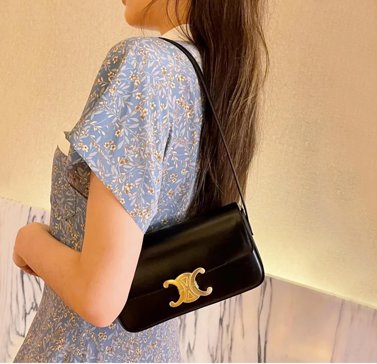 Women's Shoulder Bags Net Red Ins Triumphant Return Underarm Bag Purses Handbags Luxury Designer High Quality Designer Bag
Women's Shoulder Bags Net Red Ins Triumphant Return Underarm Bag Purses Handbags Luxury Designer High Quality Designer Bag