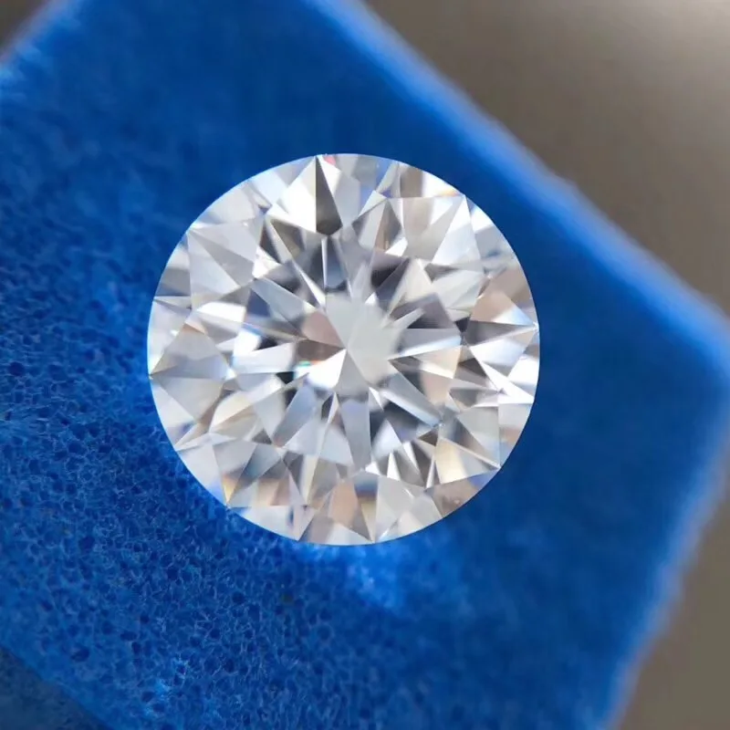 Круглый бриллиантовый Муассанит 2,5ct VVS1 класса D, 8,5 мм, отличная огранка, материал для изготовления колец своими руками
Круглый бриллиантовый Муассанит 2,5ct VVS1 класса D, 8,5 мм, отличная огранка, материал для изготовления колец своими руками