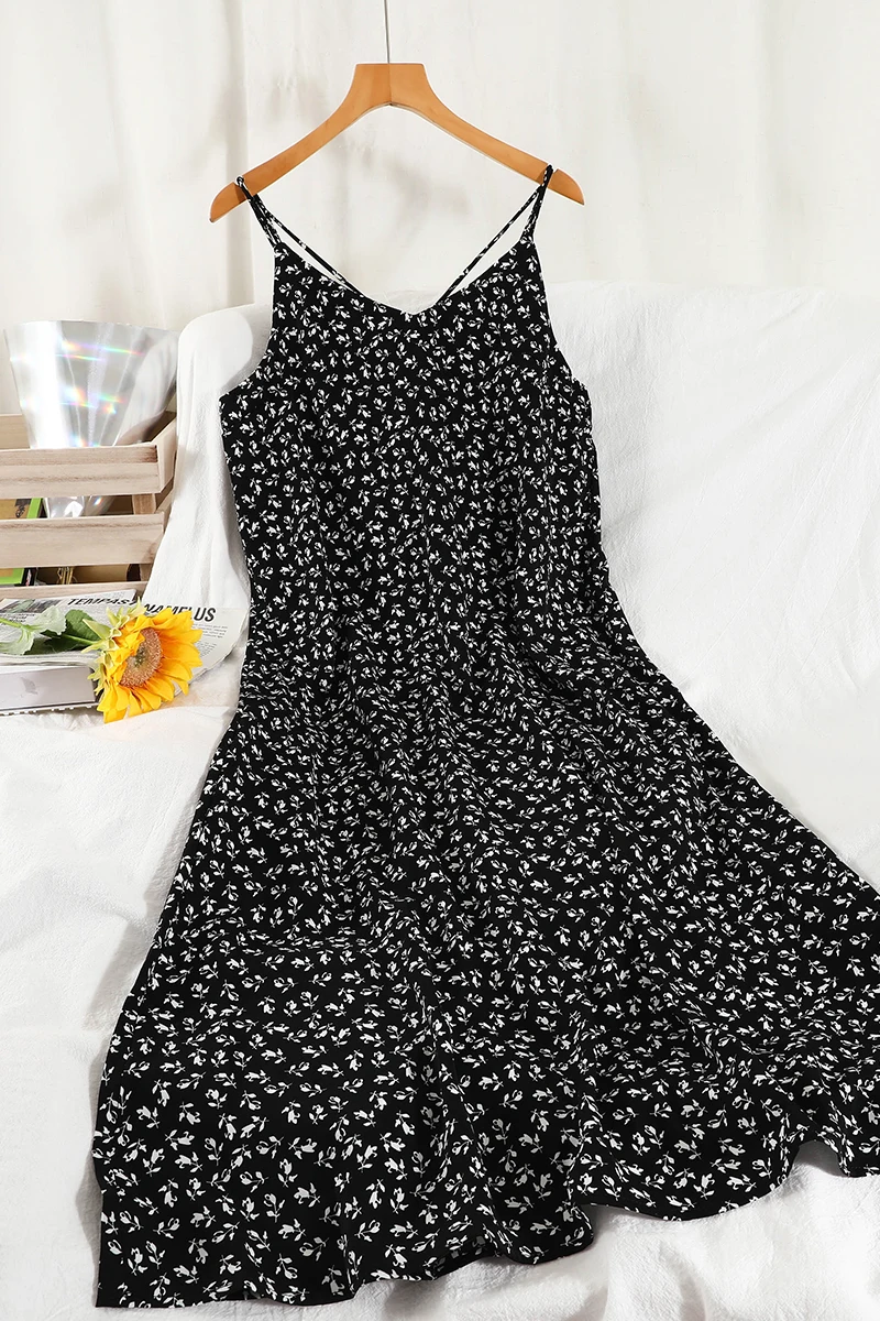 Elegant Floral Slip Midi Dress Women Chic Retro Sleeveless Base Dress 2021 Summer New Loose Party A- Line Black Vestidos Mujer
Elegant Floral Slip Midi Dress Women Chic Retro Sleeveless Base Dress 2021 Summer New Loose Party A- Line Black Vestidos Mujer