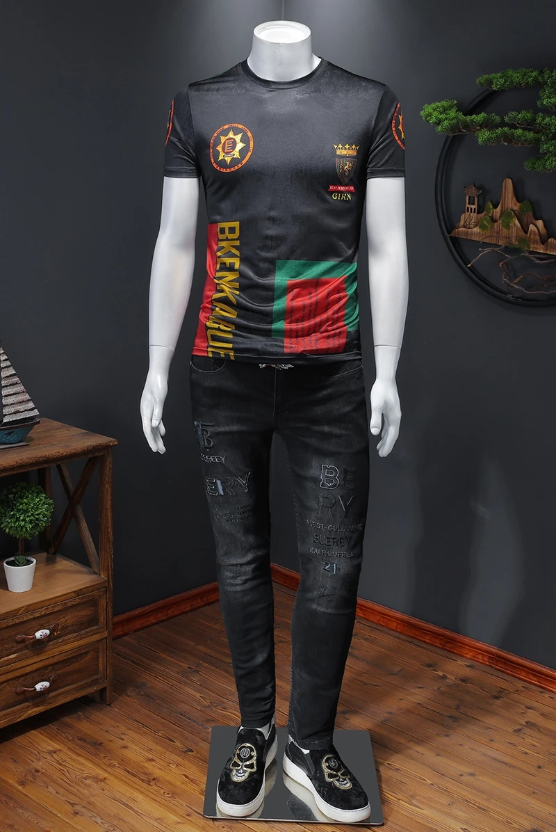 Luxury T-shirt Men Short Sleeve Nightclub Party T Shirt Print Summer O-neck Tops Tees Breathable Casual T-Shirt Men Clothes 2021
Luxury T-shirt Men Short Sleeve Nightclub Party T Shirt Print Summer O-neck Tops Tees Breathable Casual T-Shirt Men Clothes 2021