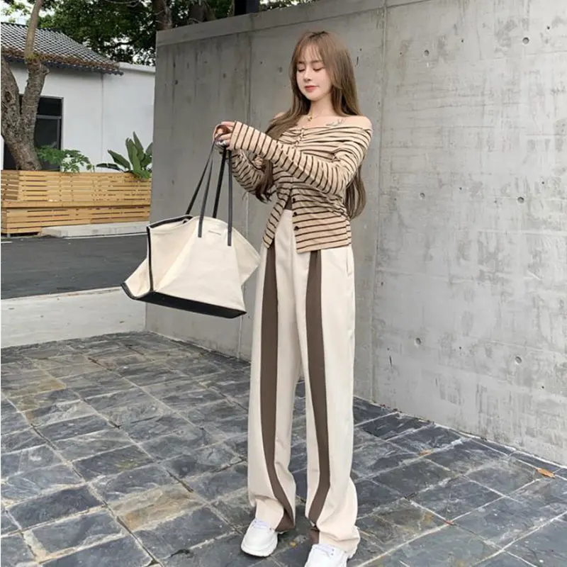 Women's pants autumn traf Korean design sense stitching loose high waist harajuku Women's pants casual straight pants for women
Women's pants autumn traf Korean design sense stitching loose high waist harajuku Women's pants casual straight pants for women