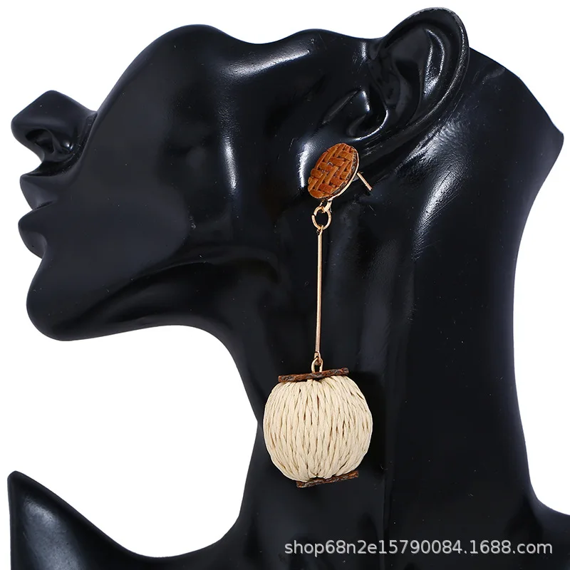 Ant Angel Summer Fashion Ladies Long Wood Pendant Earrings Hand-woven Rattan Earrings Cheap Ladies Earrings for Women Jewelry
Ant Angel Summer Fashion Ladies Long Wood Pendant Earrings Hand-woven Rattan Earrings Cheap Ladies Earrings for Women Jewelry