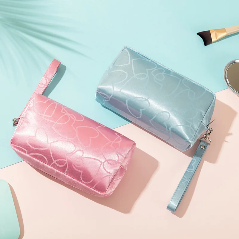 Organizers For Cosmetics Makeup Storage Bag Small lightness Easy Carry Hanging Folding Bag For Pencil Cases Sundries Handbags
Organizers For Cosmetics Makeup Storage Bag Small lightness Easy Carry Hanging Folding Bag For Pencil Cases Sundries Handbags