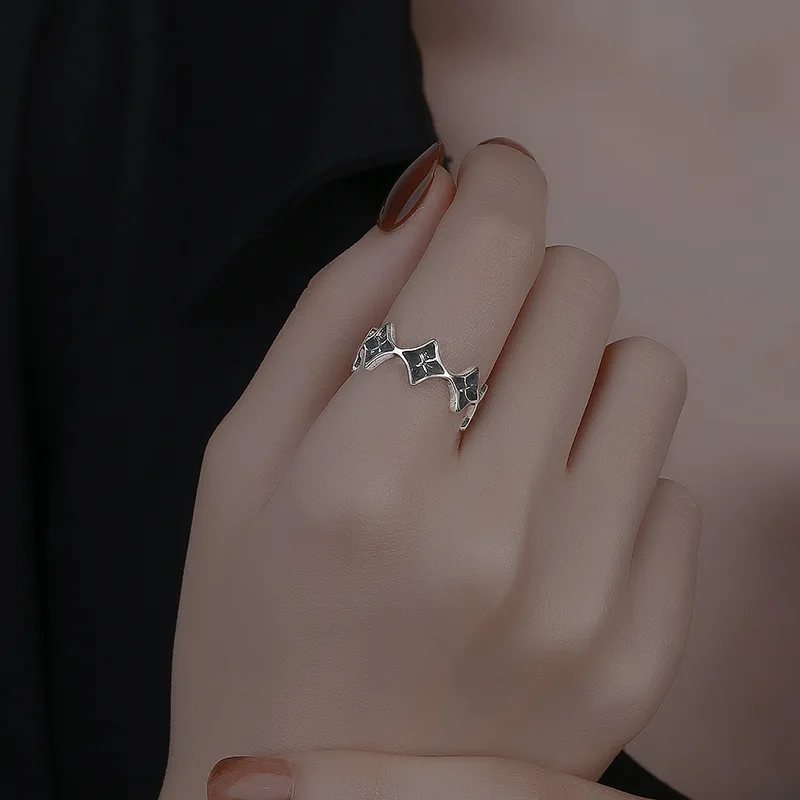 PANJBJ Retro Punk Personality Japanese and Korean Star Chain Ring
PANJBJ Retro Punk Personality Japanese and Korean Star Chain Ring