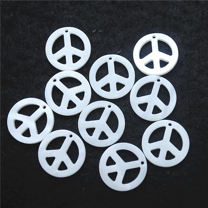 

10PCS Shell Pendants Mother Of Pearl Keep Peace Signals Round Shape Size 10MM 15MM For Women Bracelets Making Accessories