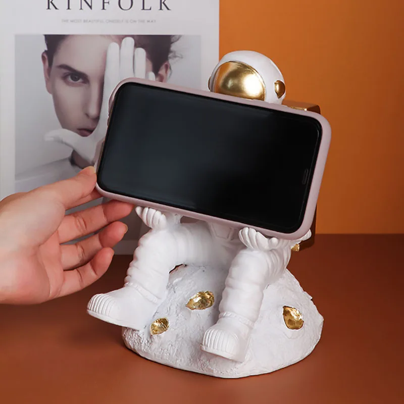 Decor Accesories For Home Gifts For New Year 2022 Statue Sculpture Figurines For Interior Ornament Astronaut Mobile Phone Holder
Decor Accesories For Home Gifts For New Year 2022 Statue Sculpture Figurines For Interior Ornament Astronaut Mobile Phone Holder