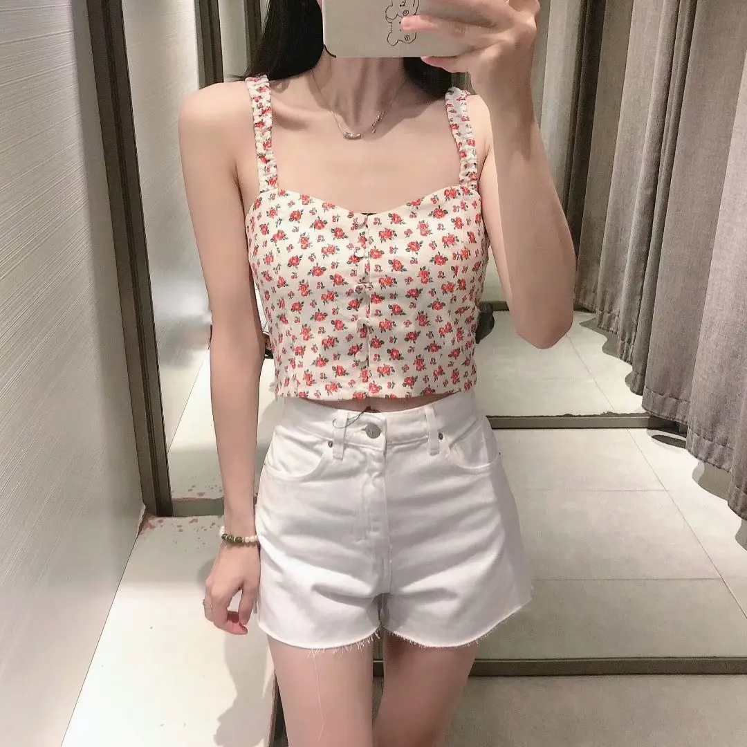 VUWWYV Za Women Tops Red Floral Crop Top Woman Blouses Summer 2021 Vintage Strap Blouses Women Casual Sleeveless Ladies Tops
VUWWYV Za Women Tops Red Floral Crop Top Woman Blouses Summer 2021 Vintage Strap Blouses Women Casual Sleeveless Ladies Tops