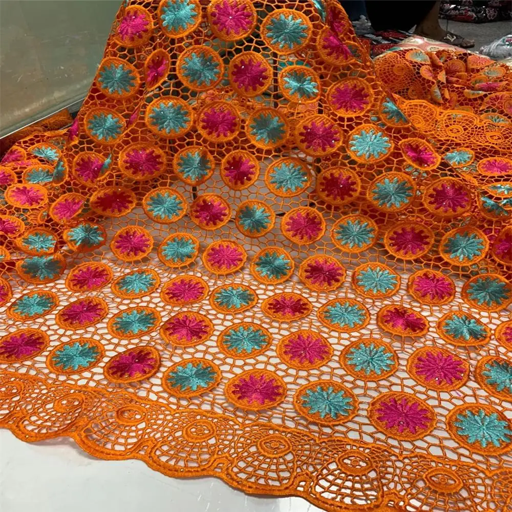 Latest African Guipure Lace Fabric High Quality Embroidery Nigerian French Cord Lace Swiss Voile Lace in Switzerland Wedding 
Latest African Guipure Lace Fabric High Quality Embroidery Nigerian French Cord Lace Swiss Voile Lace in Switzerland Wedding