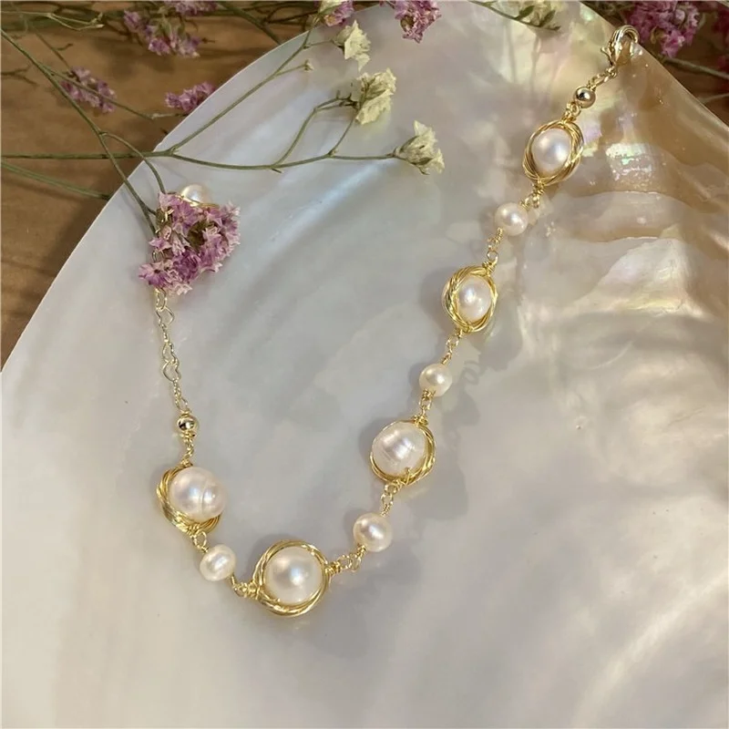 Design Light Luxury Jewelry Hand-made Woven Baroque Aurora Pearl Bracelet Ins Style High-end Vintage Jewelry Bracelets for Women
Design Light Luxury Jewelry Hand-made Woven Baroque Aurora Pearl Bracelet Ins Style High-end Vintage Jewelry Bracelets for Women