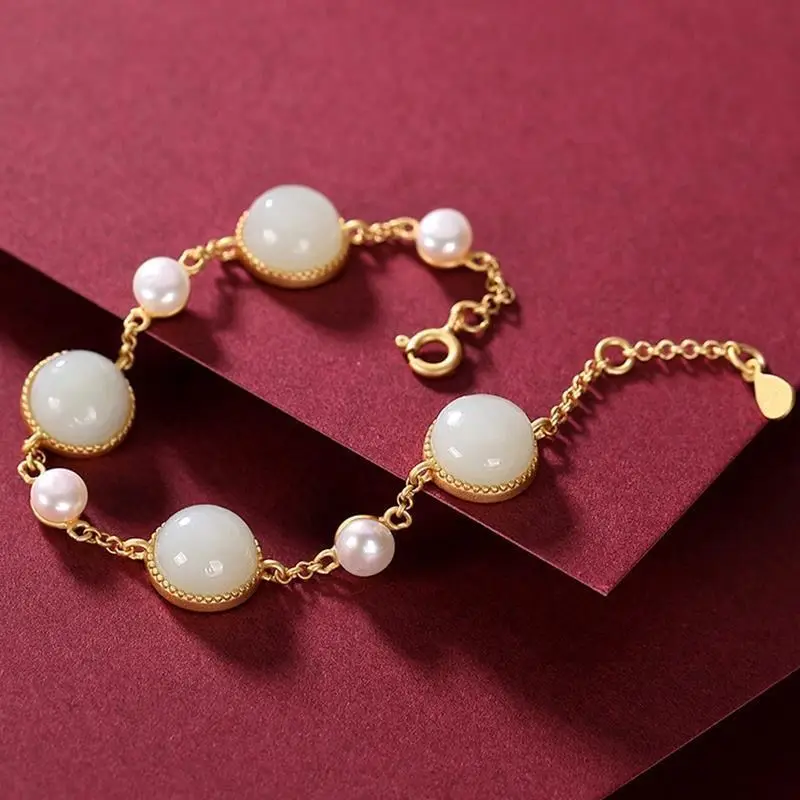 New S925 Sterling Silver Natural Hetian White Jade Vintage Ornament Temperament Lady Bracelet Ornament
New S925 Sterling Silver Natural Hetian White Jade Vintage Ornament Temperament Lady Bracelet Ornament