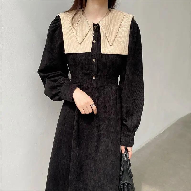 VOOCIEC Chic Turn-down Collar Single Breasted Women Dresses Drawstring Slim Waist Corduroy Vestidos Autumn Winter Vintage Dress
VOOCIEC Chic Turn-down Collar Single Breasted Women Dresses Drawstring Slim Waist Corduroy Vestidos Autumn Winter Vintage Dress