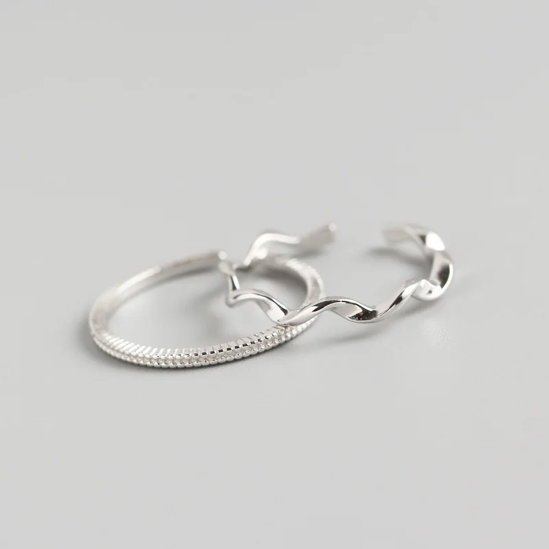 Hot Selling S925 Sterling Silver Geometric Twisted Line Mobius Minimalist Thin Tail Ring Wild Bracelet
Hot Selling S925 Sterling Silver Geometric Twisted Line Mobius Minimalist Thin Tail Ring Wild Bracelet