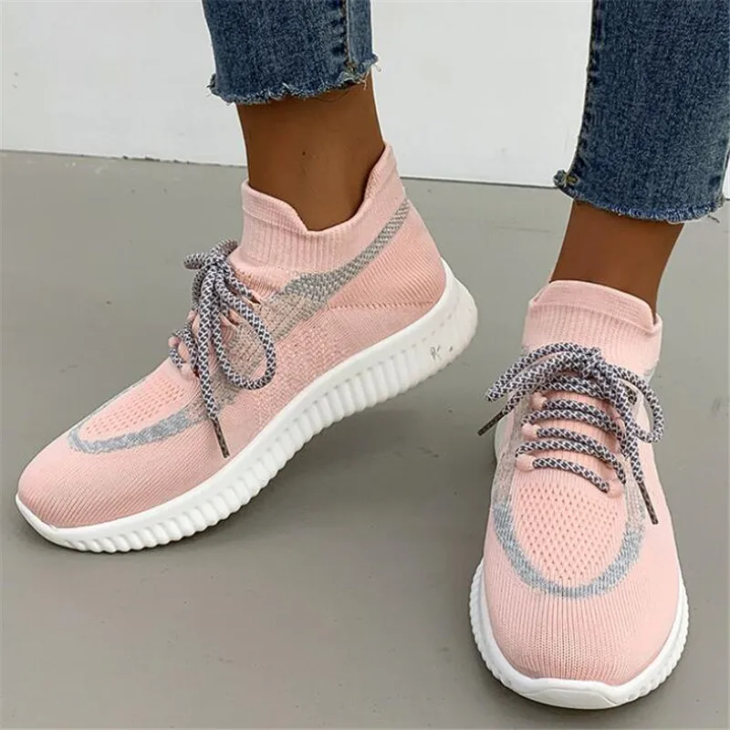 2021 spring and autumn new lightweight women's sports running shoes mesh surface wear-resistant soft-soled mesh shoes large size
2021 spring and autumn new lightweight women's sports running shoes mesh surface wear-resistant soft-soled mesh shoes large size