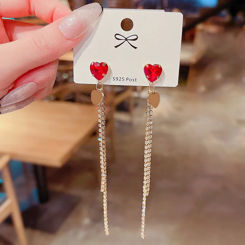 Wholesale Silver Plated Long Zircon Heart-Shaped Tassel Women Girl Lady Stud Earrings Dropshipping Jewelry Fashion
Wholesale Silver Plated Long Zircon Heart-Shaped Tassel Women Girl Lady Stud Earrings Dropshipping Jewelry Fashion