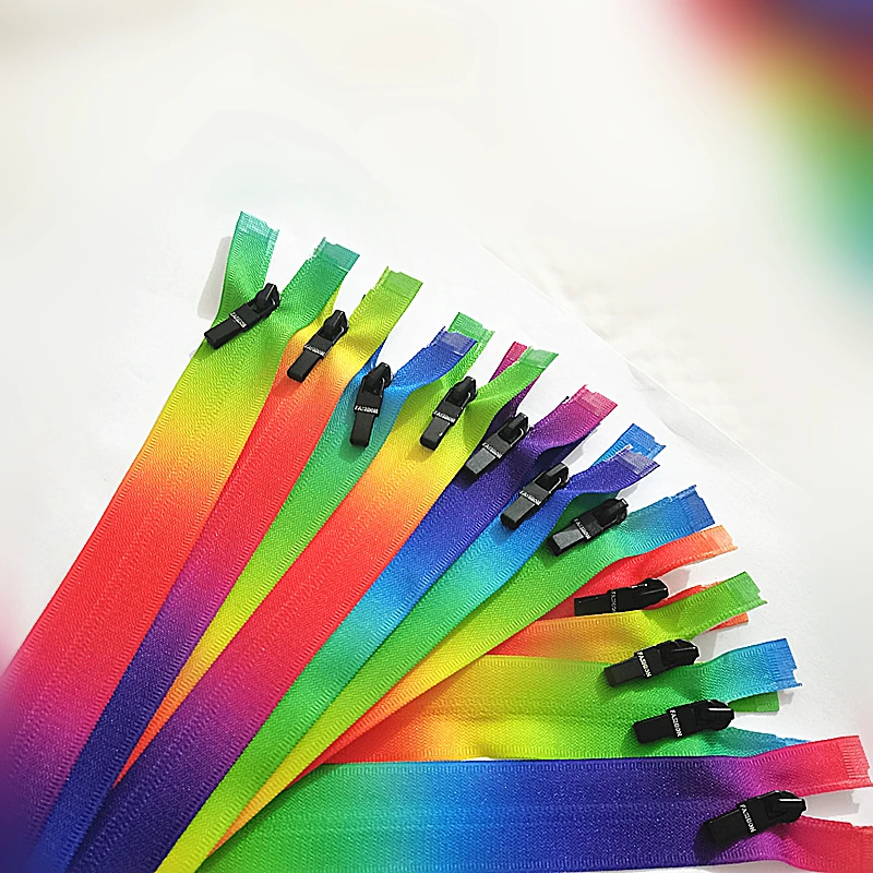 10/20/50pcs 3# Open end 40cm (16 inch) colorful nylon zipper, Printed Nylon Zippers DIY tailoring,sewing craft Garment
10/20/50pcs 3# Open end 40cm (16 inch) colorful nylon zipper, Printed Nylon Zippers DIY tailoring,sewing craft Garment