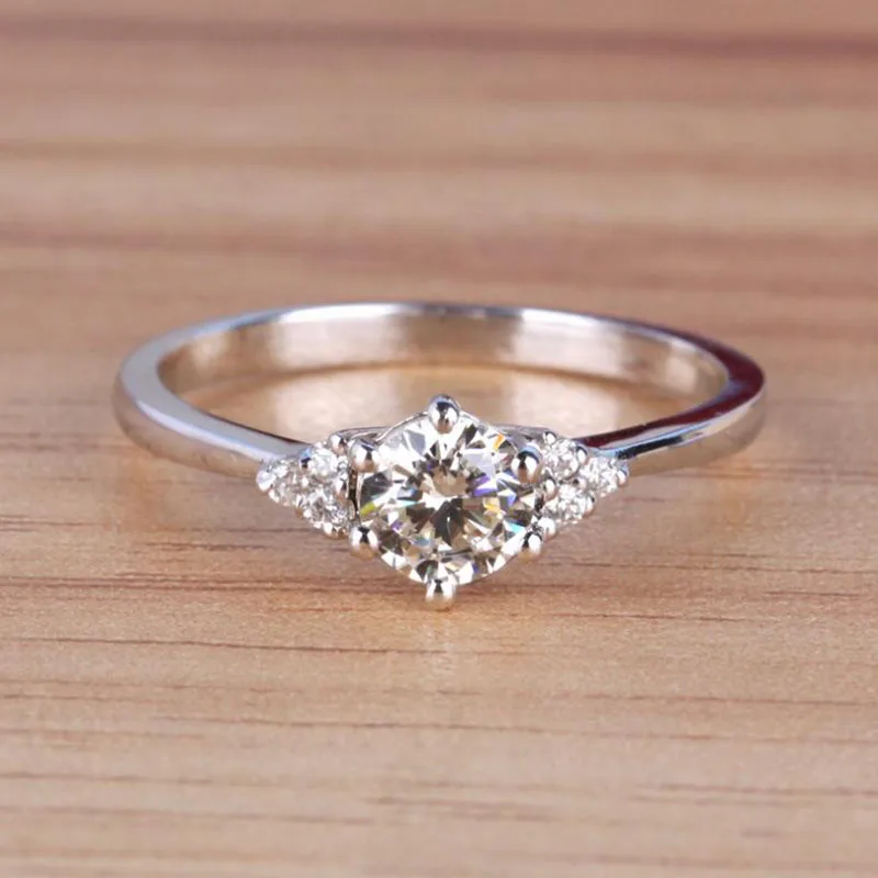 Exquisite Simple Thin Minimalist Wedding Engagement Ladies Ring Inlaid Tiny AAA+ CZ Rhinestone Crystal for Women Party Jewelry
Exquisite Simple Thin Minimalist Wedding Engagement Ladies Ring Inlaid Tiny AAA+ CZ Rhinestone Crystal for Women Party Jewelry