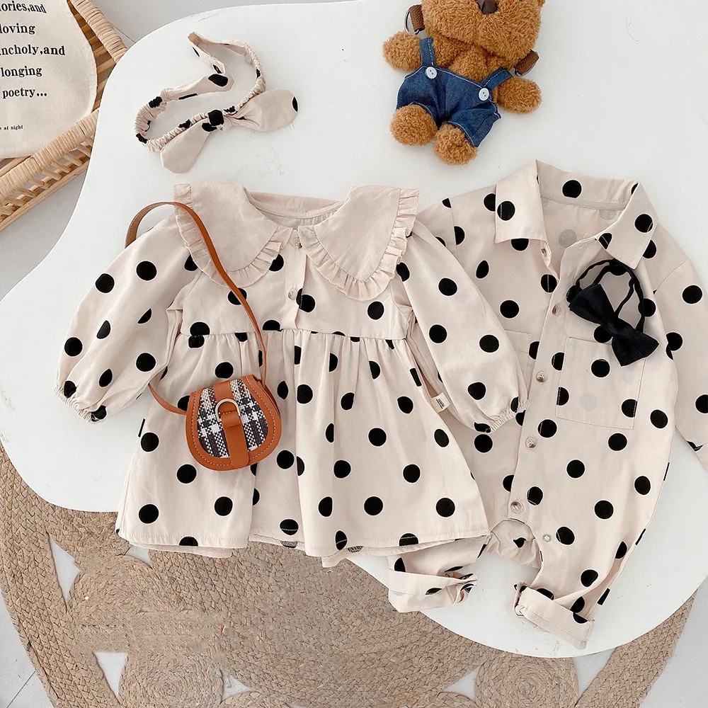2021 Autumn New Long-sleeved Romper Baby Brother and Sister Dot Dress Newborn Baby Clothes
2021 Autumn New Long-sleeved Romper Baby Brother and Sister Dot Dress Newborn Baby Clothes