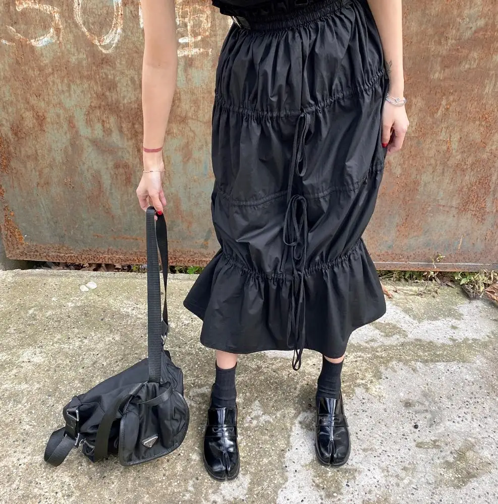 2020 autumn girl's fashion black dark style ins Drawstring belt skirts female tall waist Vintage Lolita style pleats skirts
2020 autumn girl's fashion black dark style ins Drawstring belt skirts female tall waist Vintage Lolita style pleats skirts