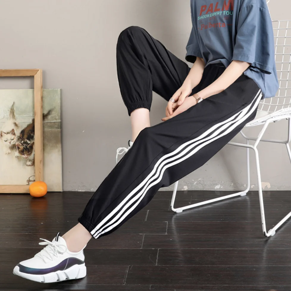 X Side Stripes Cotton Joggers Women Sports Pants Sweatpants for Women Jogging Running Sports Jogger Sport Joggings Trousers
X Side Stripes Cotton Joggers Women Sports Pants Sweatpants for Women Jogging Running Sports Jogger Sport Joggings Trousers