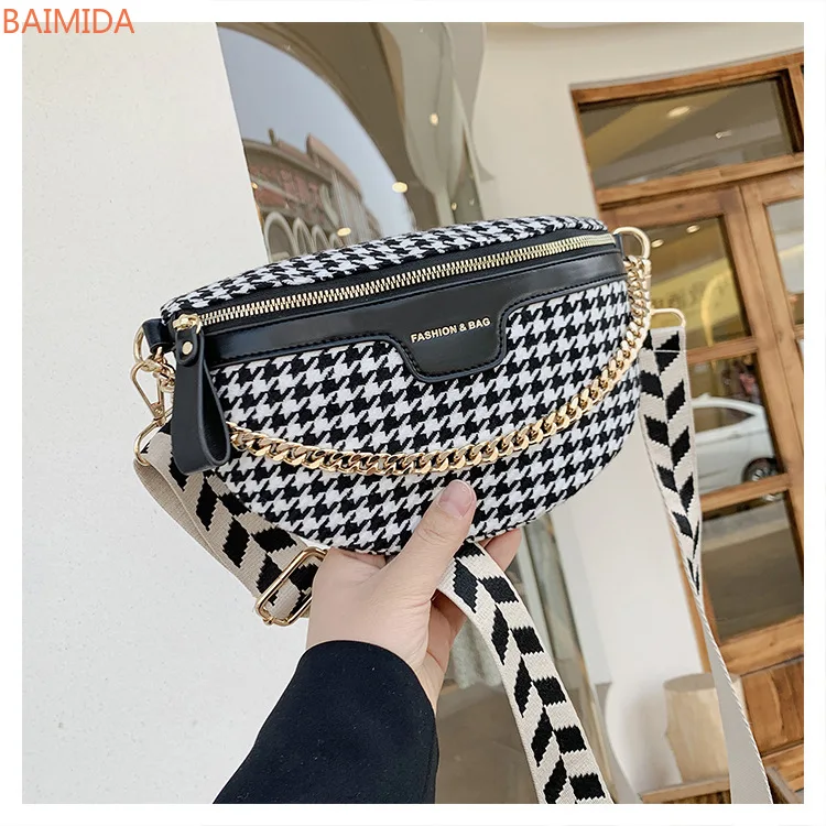 BAIMIDA 2021 spring new waist bag fashion houndstooth single shoulder wide shoulder strap iron chain casual small bag
BAIMIDA 2021 spring new waist bag fashion houndstooth single shoulder wide shoulder strap iron chain casual small bag