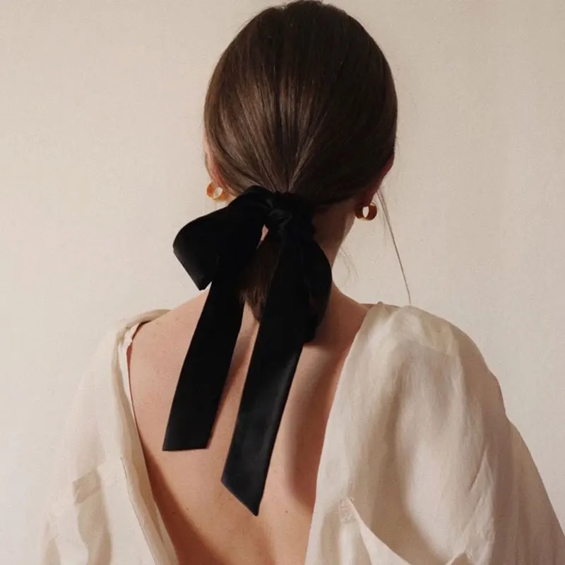 Vintage Black Velvet Bow Hair Ribbon Scrunchie for Women Girls Long Elastic Hair Tie Headwear Female Hair Accessories
Vintage Black Velvet Bow Hair Ribbon Scrunchie for Women Girls Long Elastic Hair Tie Headwear Female Hair Accessories