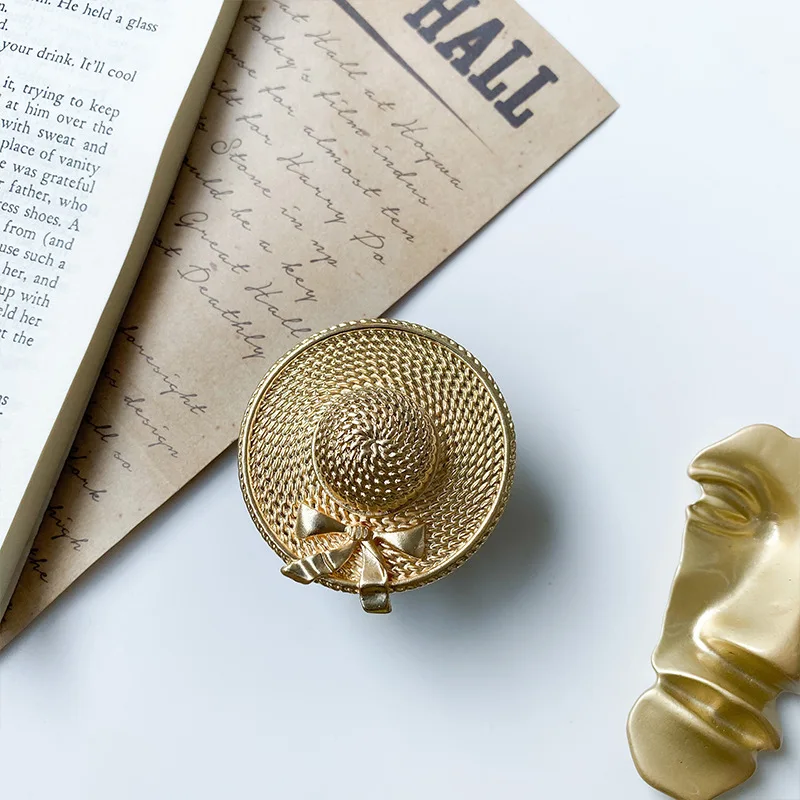 New Cute Electroplating Small Hat Lazy Desktop Stand Mobile Phone Holder Phone Grip Phone Accessories Finger Phone Ring Holder
New Cute Electroplating Small Hat Lazy Desktop Stand Mobile Phone Holder Phone Grip Phone Accessories Finger Phone Ring Holder
