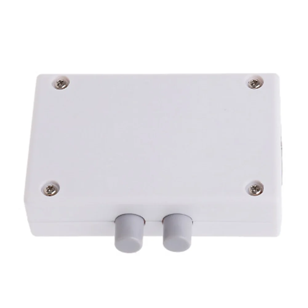 Mini Home And Office 2 Port Destop Modern Network Switch RJ45 Low Cost Easy To Operate Ethernet Silent Space Saving Practical
Mini Home And Office 2 Port Destop Modern Network Switch RJ45 Low Cost Easy To Operate Ethernet Silent Space Saving Practical