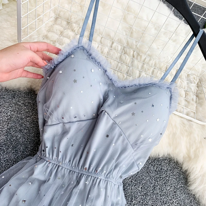 summer new women's Sweet sequins V neck chest cushion waist bling gauze dress female sling ruffles mesh A-line dresses
summer new women's Sweet sequins V neck chest cushion waist bling gauze dress female sling ruffles mesh A-line dresses