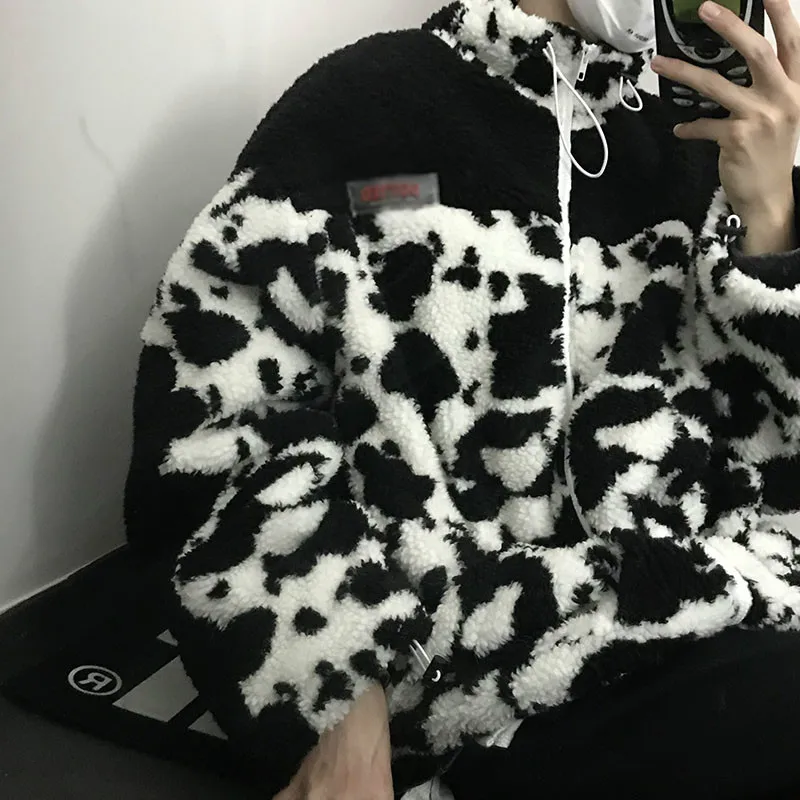 Harajuku Winter Cow Pattern Lamb Wool Hoodies Coat Lazy Wind Quilted Thickened Hip-hop Cotton Jacket Coat Women
Harajuku Winter Cow Pattern Lamb Wool Hoodies Coat Lazy Wind Quilted Thickened Hip-hop Cotton Jacket Coat Women