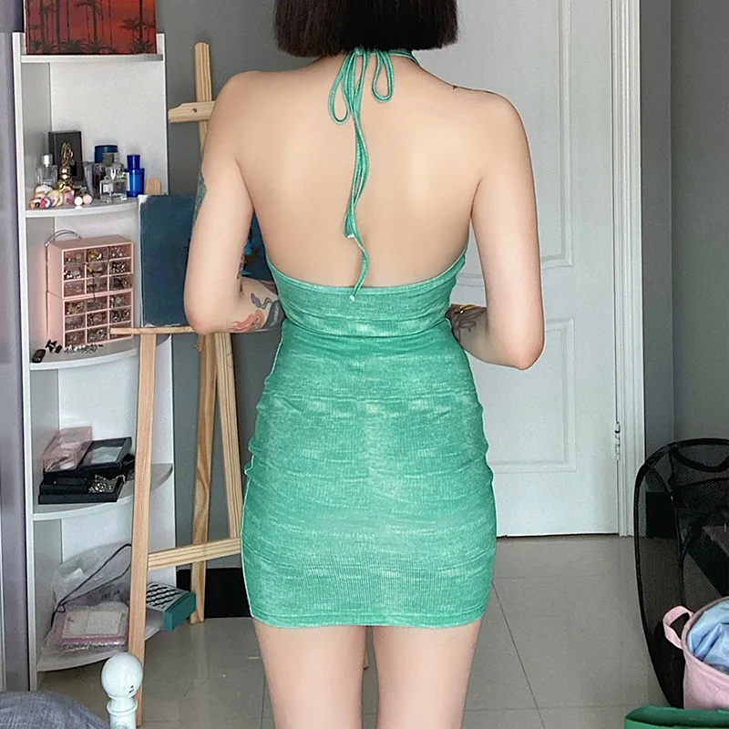 Eversea Summer Women's new dress sexy belt halter print tie-dyed skirt
Eversea Summer Women's new dress sexy belt halter print tie-dyed skirt