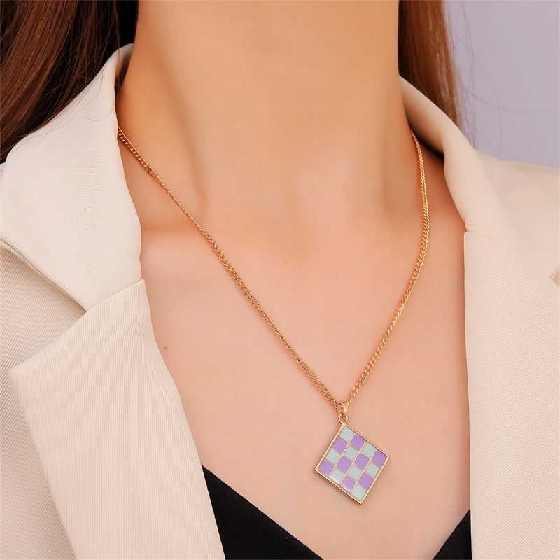 Ins Simple Style Color Dripping Oil Checkerboard Pendant Necklace Creative Personality Design Clavicle Chain Jewelry Female
Ins Simple Style Color Dripping Oil Checkerboard Pendant Necklace Creative Personality Design Clavicle Chain Jewelry Female