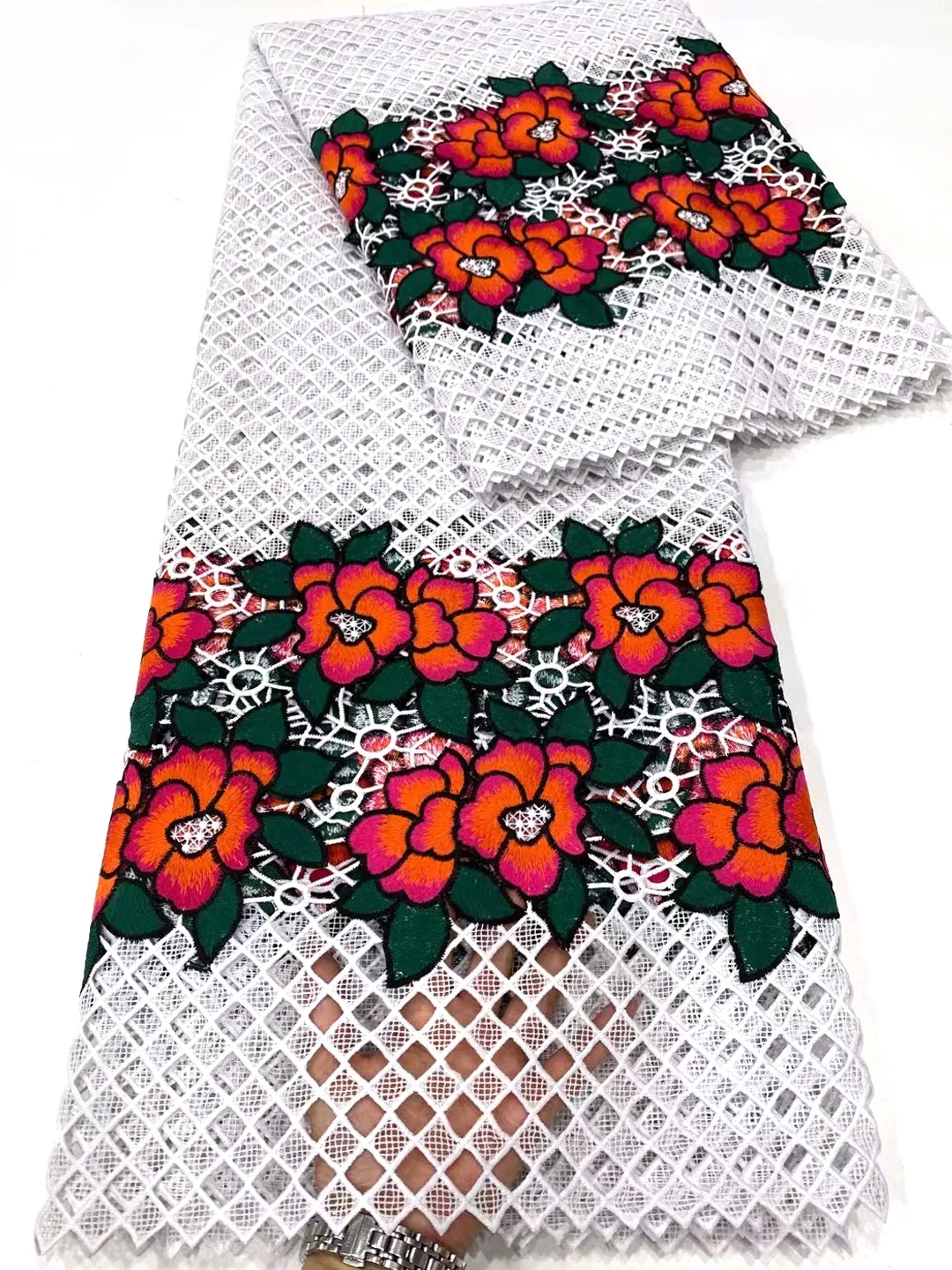 Новое поступление, модное Тюлевое кружевное платье, кружевная ткань, Тюлевое кружево для невесты, модное свадебное платье, кружево, 5 ярдов/лот AD5114
Новое поступление, модное Тюлевое кружевное платье, кружевная ткань, Тюлевое кружево для невесты, модное свадебное платье, кружево, 5 ярдов/лот AD5114