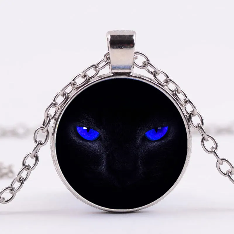Handmade New Retro Exquisite Accessories Alloy Glass Blue Eyes Black Cat Time Pendant Necklace Family Photo Private Custom
Handmade New Retro Exquisite Accessories Alloy Glass Blue Eyes Black Cat Time Pendant Necklace Family Photo Private Custom