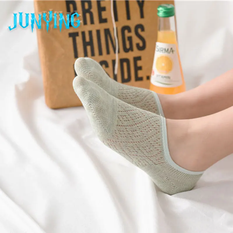 Cool Solid Color Women Creative Socks Breathable Hollow Silicone Jacquard Shallow Mouth Invisible Unisex Summer Sports
Cool Solid Color Women Creative Socks Breathable Hollow Silicone Jacquard Shallow Mouth Invisible Unisex Summer Sports