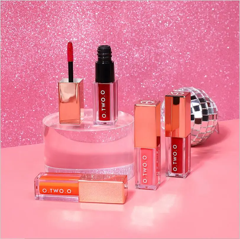 O.TWO.O Two-in-one Liquid Blush Lip Glaze Easy To Apply, Matte Lip Glaze, Waterproof and Sweatproof, Suitable for All Skin Types
O.TWO.O Two-in-one Liquid Blush Lip Glaze Easy To Apply, Matte Lip Glaze, Waterproof and Sweatproof, Suitable for All Skin Types