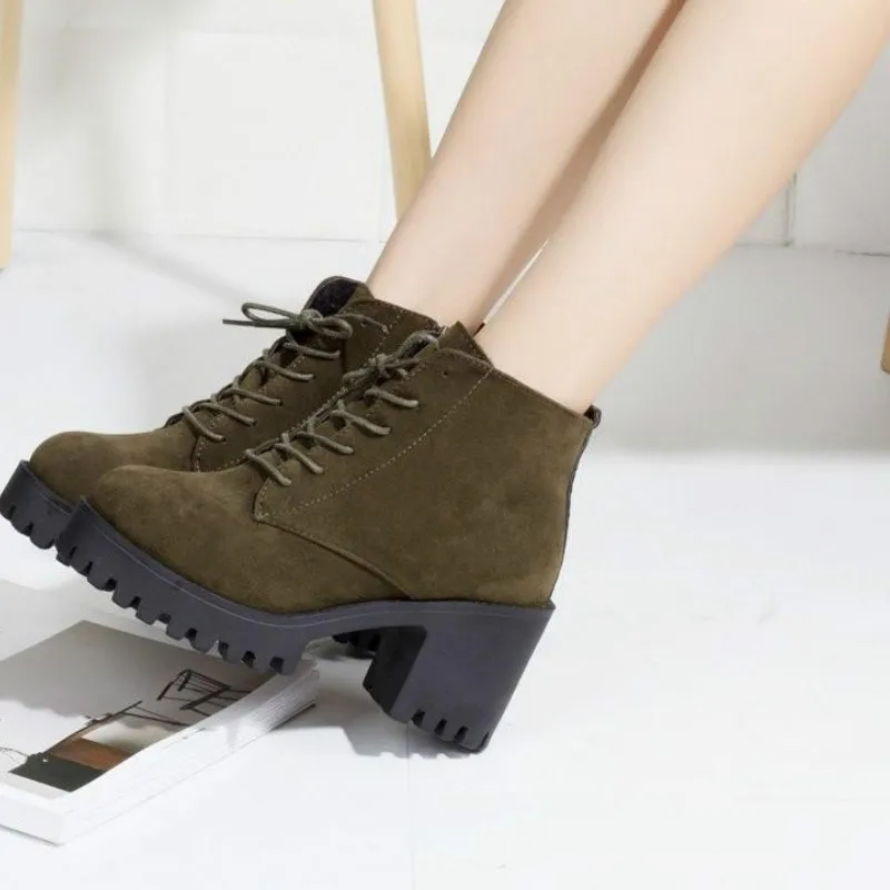 Ladies High Heel Boots Lace Up Ankle Boots Women 2021 Winter Platform Boots Shoe Size Thick High Martin Boots Short Boots
Ladies High Heel Boots Lace Up Ankle Boots Women 2021 Winter Platform Boots Shoe Size Thick High Martin Boots Short Boots
