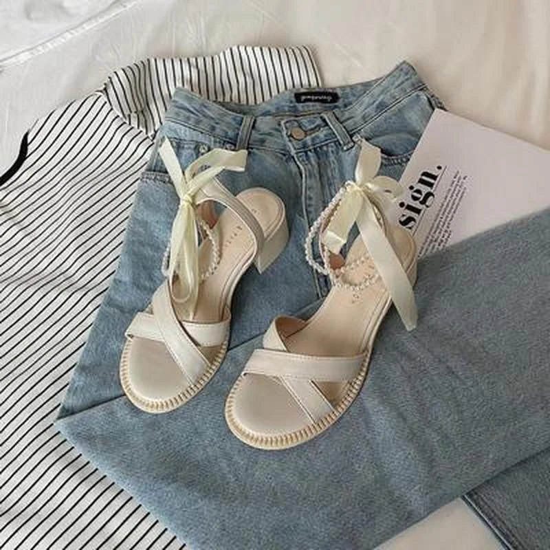 2021 New Thick-soled Mary Jane Sandals Women Shoes Summer Temperament Word with Pearl Thick women shoes women sandals
2021 New Thick-soled Mary Jane Sandals Women Shoes Summer Temperament Word with Pearl Thick women shoes women sandals