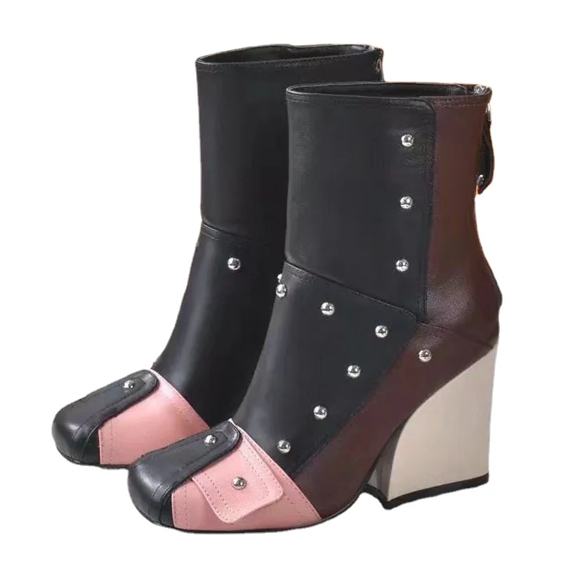 Square toe Ankle boots women thick heel genuine leather rivet decor retro high heels autumn winter wedges fashion short boats
Square toe Ankle boots women thick heel genuine leather rivet decor retro high heels autumn winter wedges fashion short boats