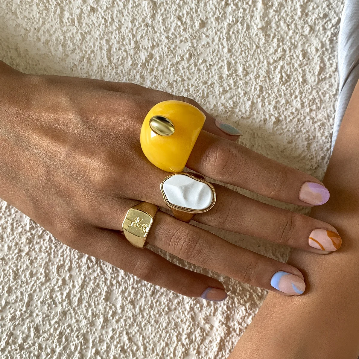6pcs/set Simple Colorful Thick Finger Rings Acrylic Resin Pattern Geometric Irregular Rings Set for Women Vintage Punk Jewelry
6pcs/set Simple Colorful Thick Finger Rings Acrylic Resin Pattern Geometric Irregular Rings Set for Women Vintage Punk Jewelry