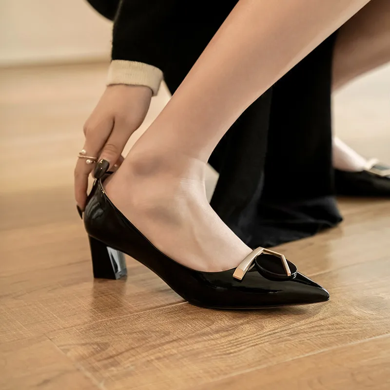 FEDONAS Euro Style Fashion Women Wedding Party Shoes Cow Patent Leather Pointed Toe Strange Heeled Metal Decoration Shoes Woman
FEDONAS Euro Style Fashion Women Wedding Party Shoes Cow Patent Leather Pointed Toe Strange Heeled Metal Decoration Shoes Woman