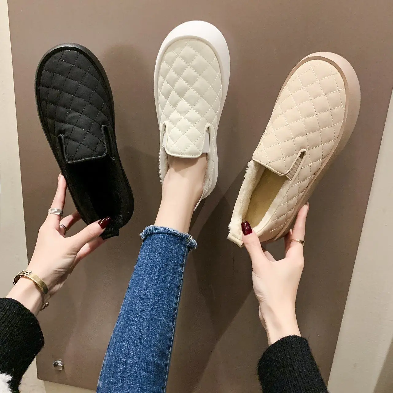 Casual Woman Shoe Round Toe Shallow Mouth Loafers With Fur Slip-on Autumn New Winter Slip On Platform Sneakers Ankle Boots
Casual Woman Shoe Round Toe Shallow Mouth Loafers With Fur Slip-on Autumn New Winter Slip On Platform Sneakers Ankle Boots