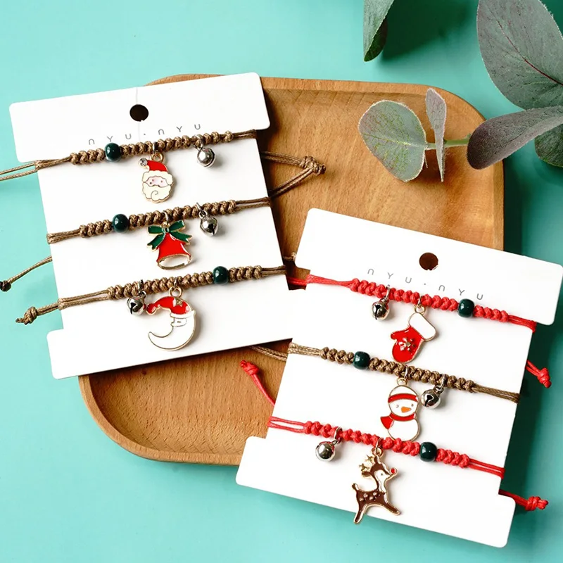 Christmas Bracelet female European and American popular Santa Snowman candy cartoon hand jewelry
Christmas Bracelet female European and American popular Santa Snowman candy cartoon hand jewelry