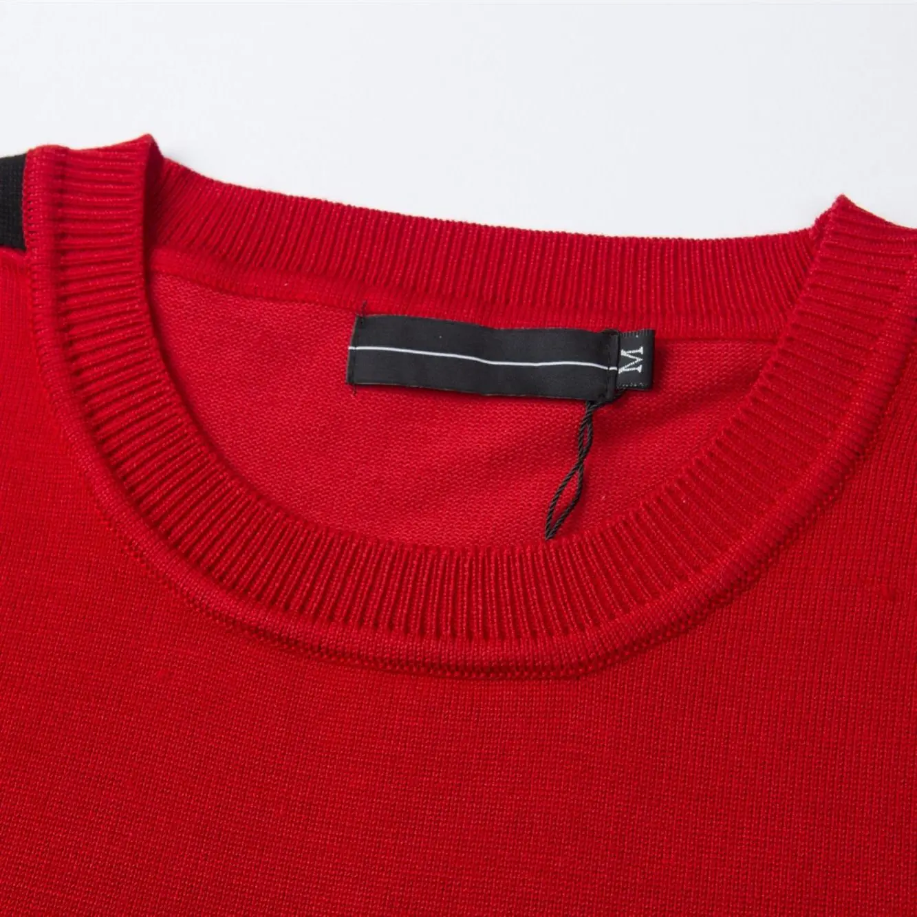 Men's Short Sleeve T-shirt Spring Autumn New round Neck Sweater Half Sleeve T-shirt Casual Slim Fit Fashion Menswear Clothing
Men's Short Sleeve T-shirt Spring Autumn New round Neck Sweater Half Sleeve T-shirt Casual Slim Fit Fashion Menswear Clothing