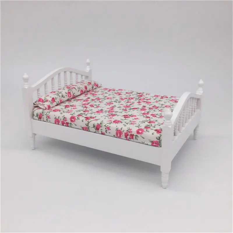 Dollhouse Accessories Wooden Double Queen Bed Flower Pattern Mini Furniture For 1/12 Scale Doll 54DF
Dollhouse Accessories Wooden Double Queen Bed Flower Pattern Mini Furniture For 1/12 Scale Doll 54DF