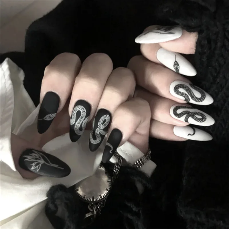24 Pcs/lot Fake Nails French Manicure with Glue Detachable Nail Serpentine Press On Nails Art DIY Manicure Tools Accessories
24 Pcs/lot Fake Nails French Manicure with Glue Detachable Nail Serpentine Press On Nails Art DIY Manicure Tools Accessories