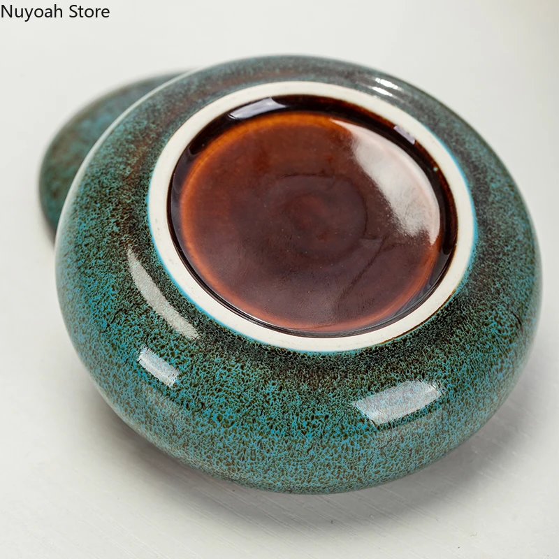 Household Round Ceramic Ashtray Modern Home Decoration Living Room Anti Fly Ash with Lid Ashtray Office Desktop Cigar Ashtray 
Household Round Ceramic Ashtray Modern Home Decoration Living Room Anti Fly Ash with Lid Ashtray Office Desktop Cigar Ashtray