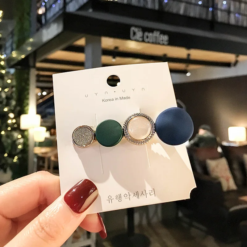 Small Fresh Candy Color Clip Headdress Hair Clip Elegant and Simple Girl Bangs Broken Hair Edge Clip Hair Ornament
Small Fresh Candy Color Clip Headdress Hair Clip Elegant and Simple Girl Bangs Broken Hair Edge Clip Hair Ornament